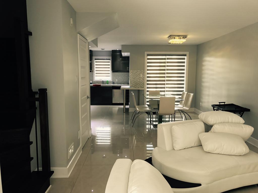 Luxury Two Story Villa Unit D Laval Exterior photo